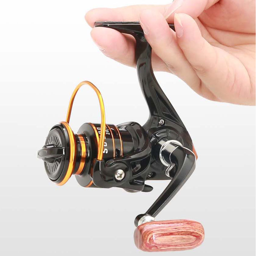800シリーズ小型スピニングフィッシングリールメタルコイル5 - Daiwa Reel Bg のレビューと価格